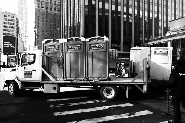 Best Portable toilet rental cost  in Lake Mack Forest Hills, FL
